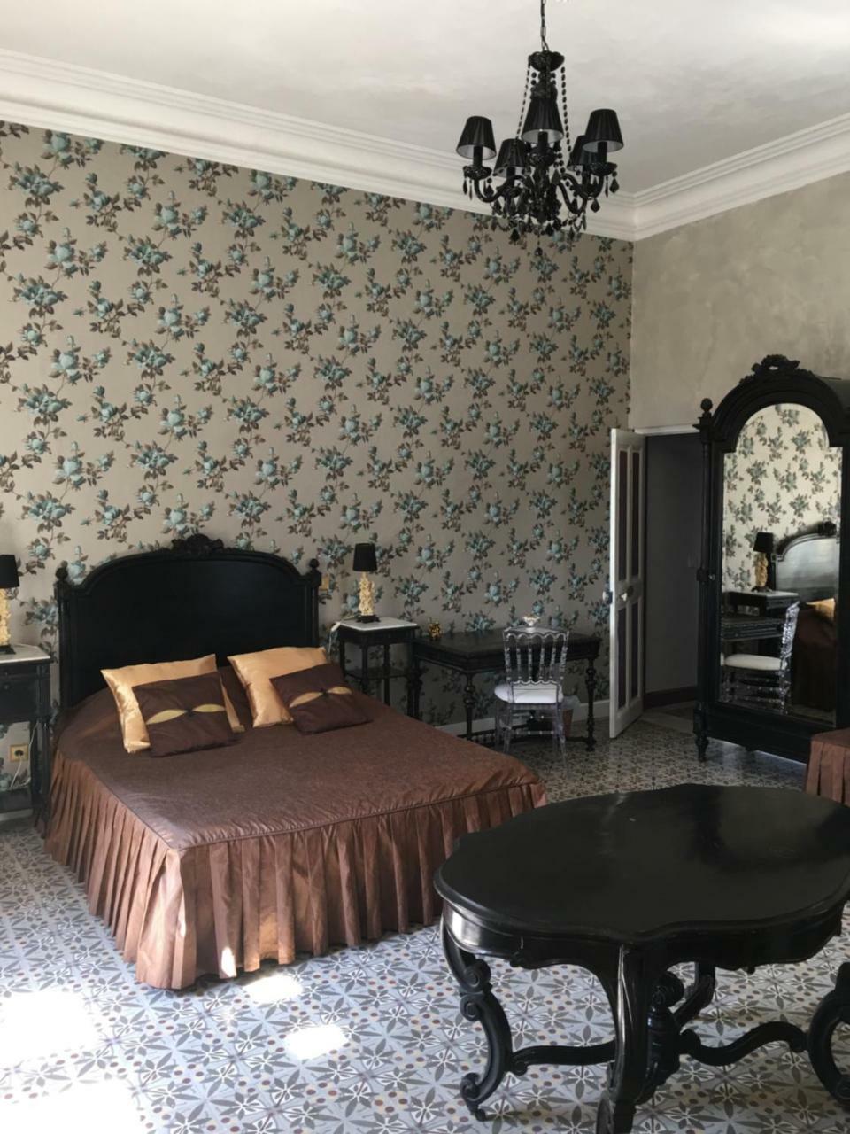 Le Mogador Chateau Du Martinet Violès Dış mekan fotoğraf